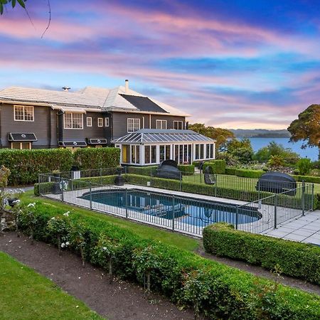 Black Swan Lakeside Boutique Hotel Rotorua Luaran gambar