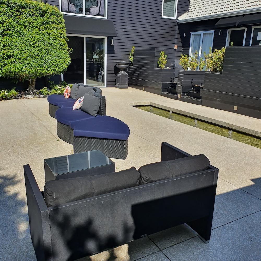 Black Swan Lakeside Boutique Hotel Rotorua Luaran gambar