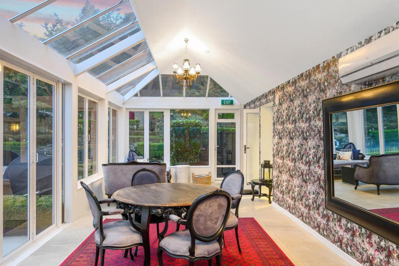 Black Swan Lakeside Boutique Hotel Rotorua Luaran gambar