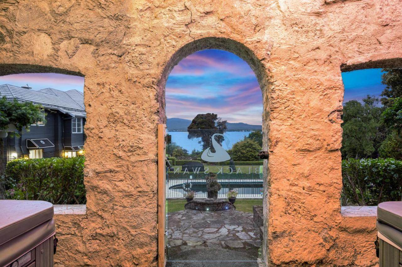 Black Swan Lakeside Boutique Hotel Rotorua Luaran gambar