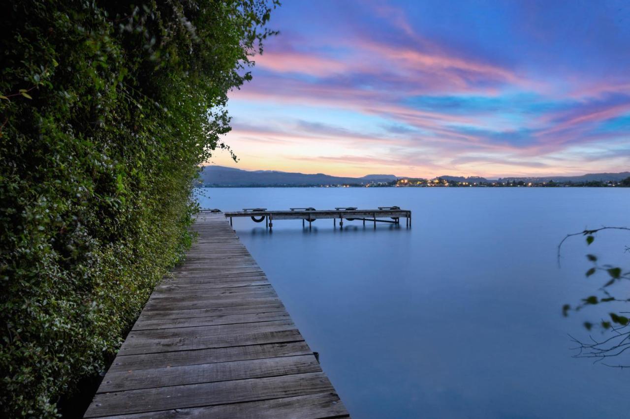 Black Swan Lakeside Boutique Hotel Rotorua Luaran gambar
