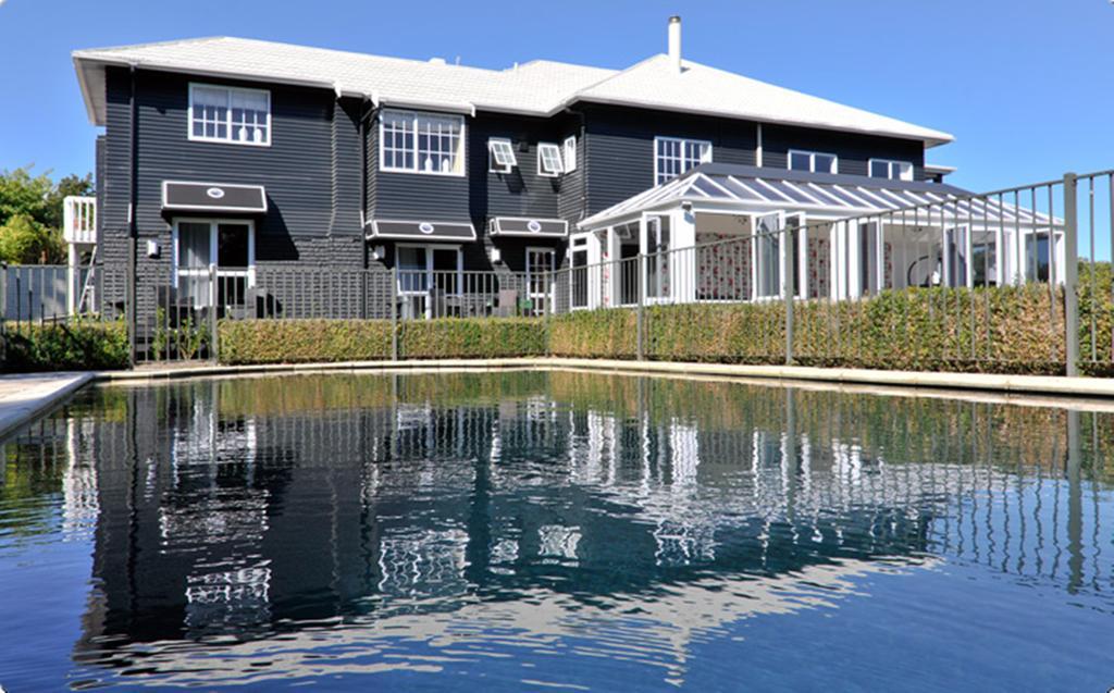 Black Swan Lakeside Boutique Hotel Rotorua Luaran gambar